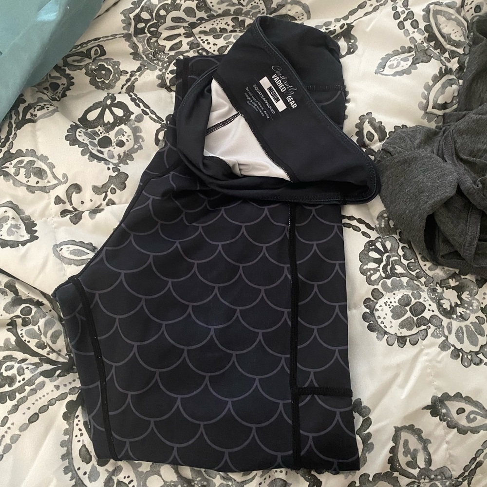 Constantly varied gear dragon scale Capri - M